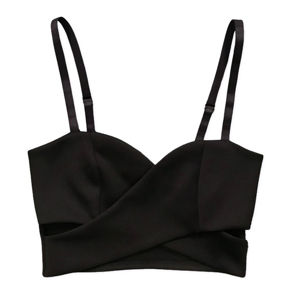 Nasty Gal Under Wraps Crop Top - Picture 5 of 6